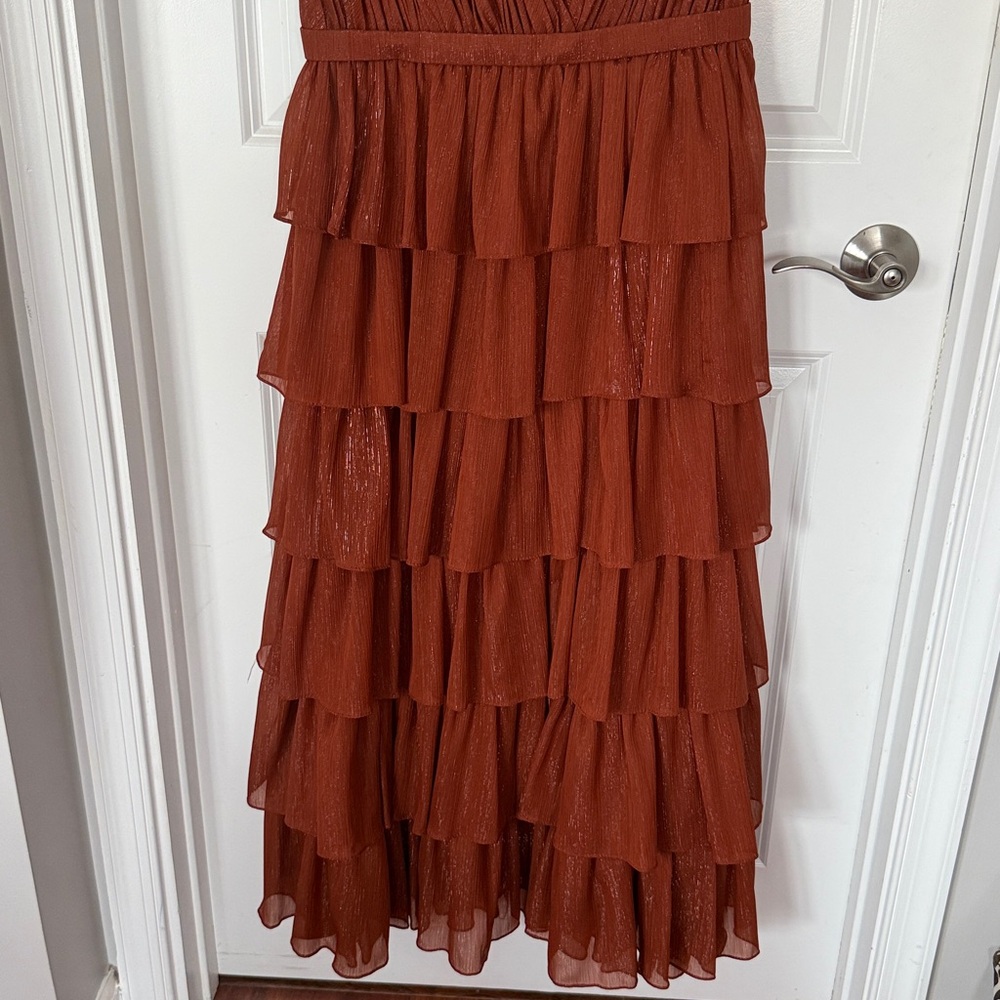 Mac Duggal Sleeveless Rust Tiered Maxi Dress Size 8 - Picture 7 of 7